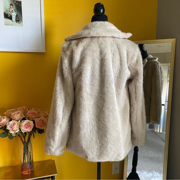 A New Day Faux Fur Coat. Cream. XS - Picture 4 of 7